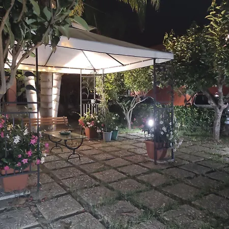 ベッド・アンド・ブレックファスト La Casetta 4*